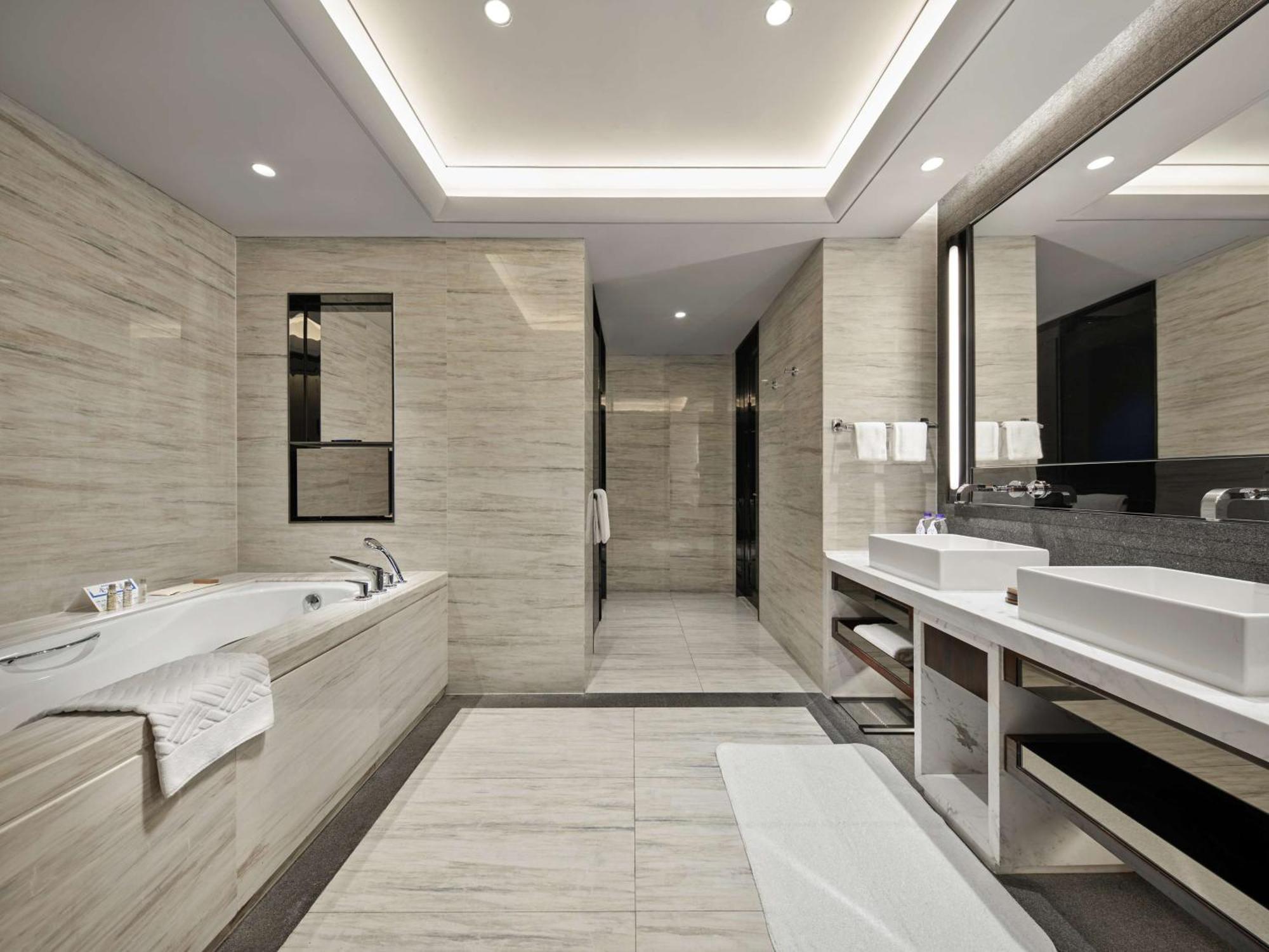 Hilton Shenzhen Shekou Nanhai Buitenkant foto